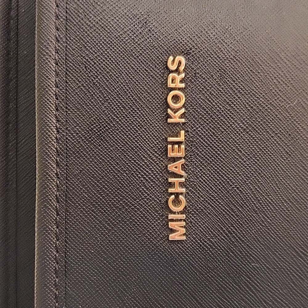 Black NWOT Michael Kors Tote - Picture 2 of 7